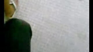 Oštre kurve jašu penis u stilu obrnute kaubojke dok joj ližu klitoris